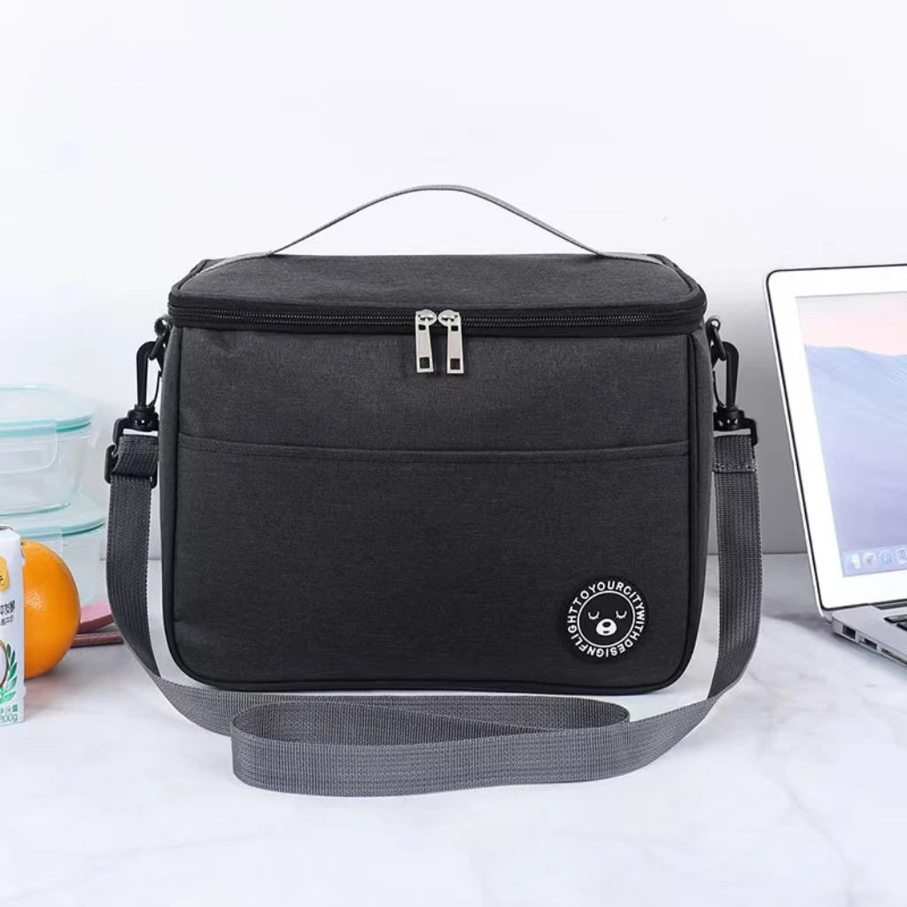 PORTABLE, THERMAL LUNCH BAG
