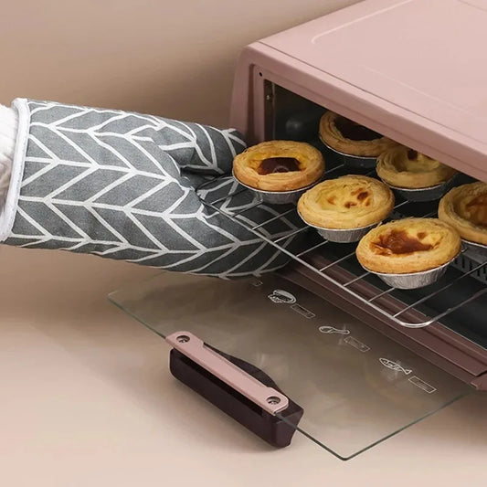 INSULATING OVEN GLOVES