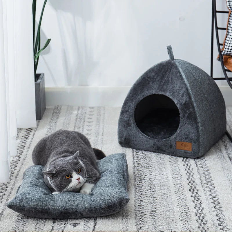 CASA PARA PERROS Y GATOS CUEVA