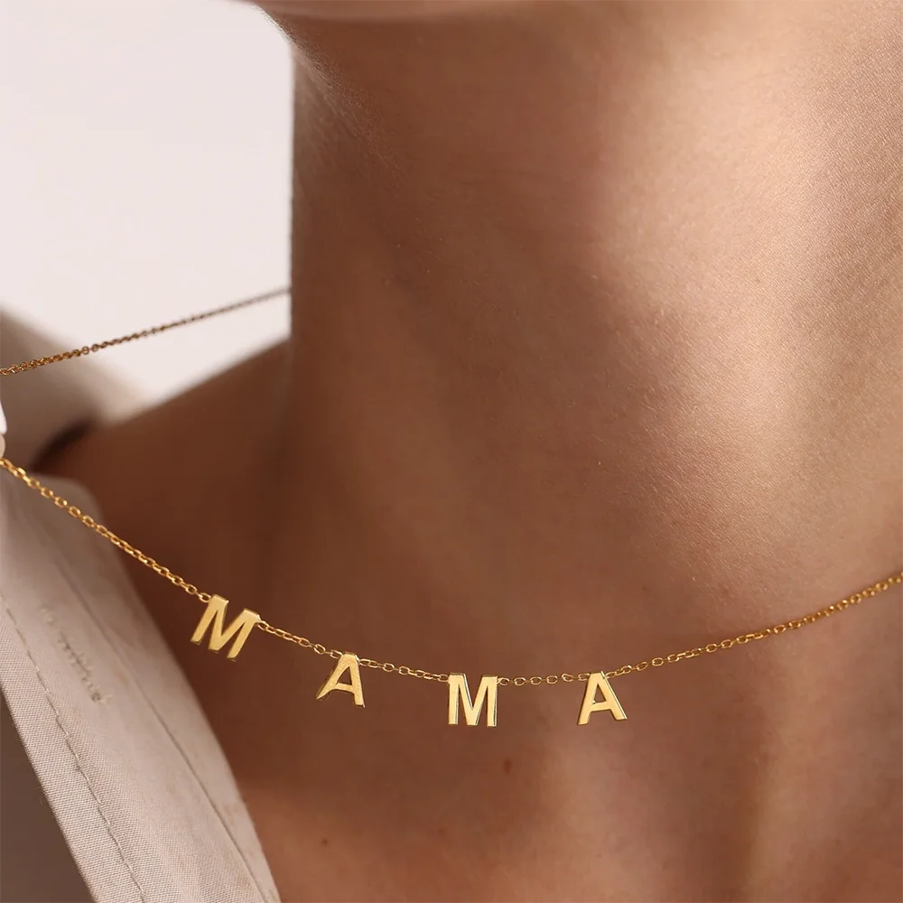 COLLAR CON MOMBRE MAMÁ