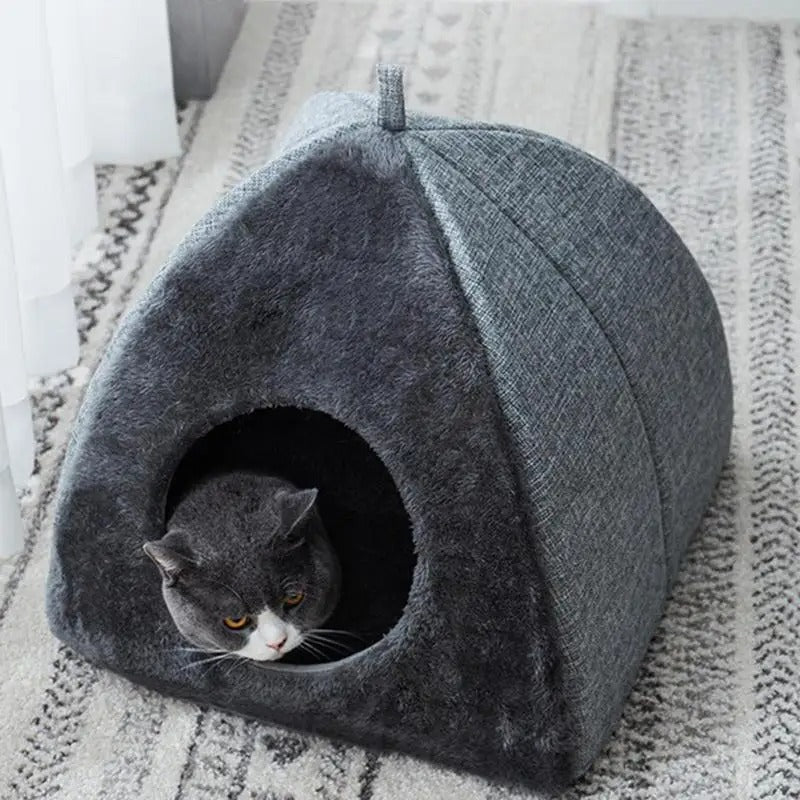CASA PARA PERROS Y GATOS CUEVA