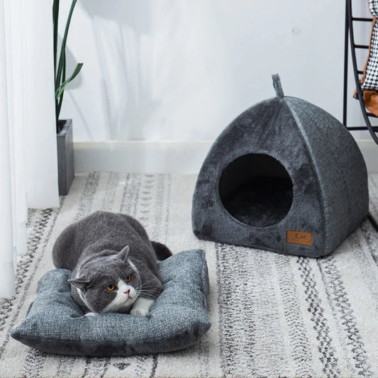 CASA PARA PERROS Y GATOS CUEVA
